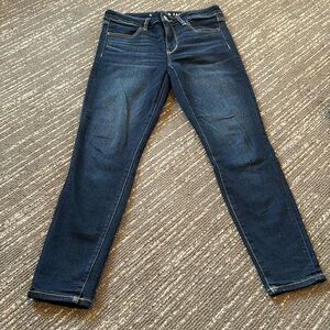 AMERICAN EAGLE Next Level Stretch Jegging